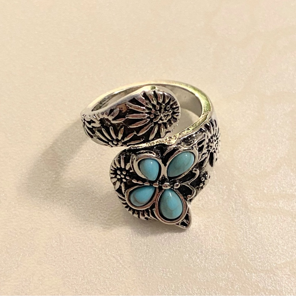 Silver Floral Adjustable Size Ring with Synthetic Turquoise Accents